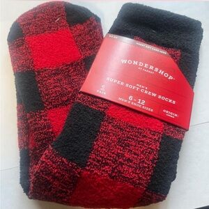 Wondershop Men's cozy Socks - Red and Black